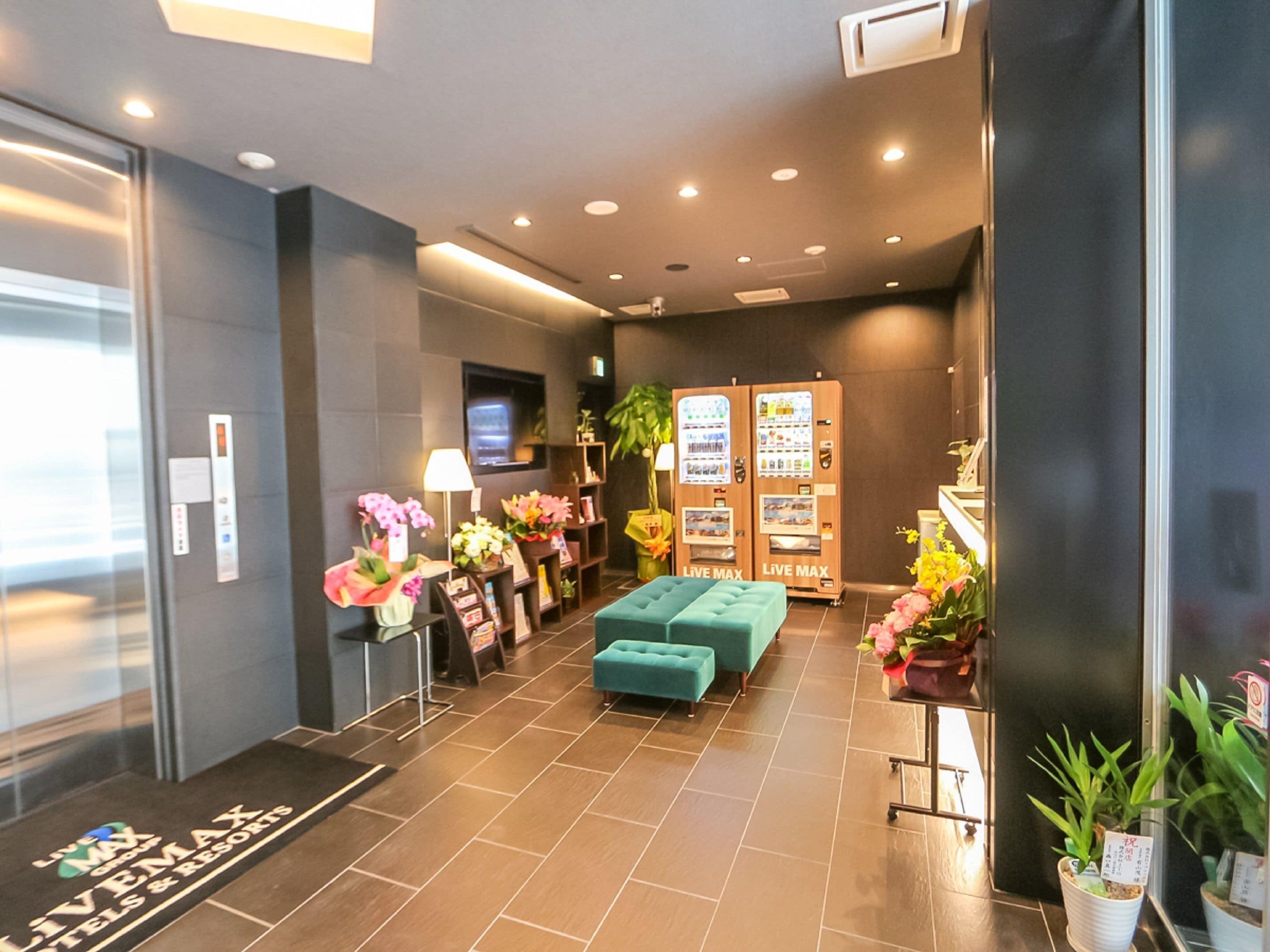 Hotel Livemax Takadanobaba Ekimae — Photos 1